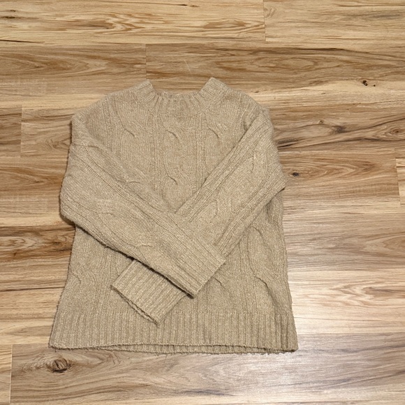 American Eagle Outfitters Sweaters - American Eagle Outfitters Beige Cable Knit Sweater